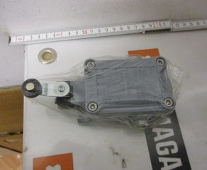 Позиционный переключатель  LS5130N Тип защиты: II 2G Ex d IIB - * - H2 T6 Gb II 2D Exte IMG T85X IP65 Привод: роликовый толкатель  COELBO